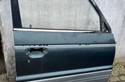 Предна дясна врата