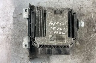 Блок за управление на двигателя ECU