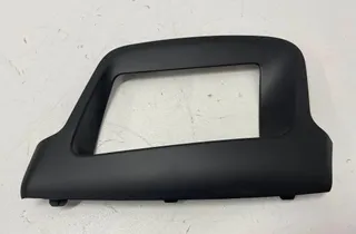 Head-Up Display Trim