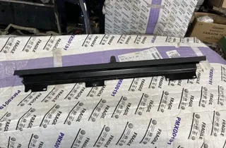 Перде на задната лява врата