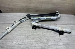 Лява странична въздушна възглавница на покрива SRS