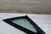 Преден ляв прозорец