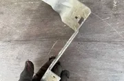 Скоба за горивна помпа