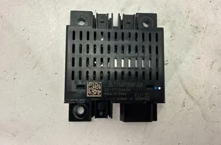 USB/AUX контролен блок