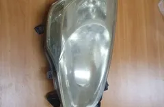 Преден ляв фар