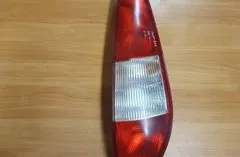 Преден ляв фар