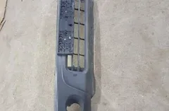 Предна броня