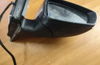 Ляво странично огледало