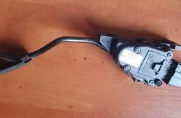 Педал на газта