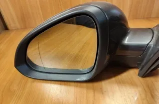 Ляво странично огледало