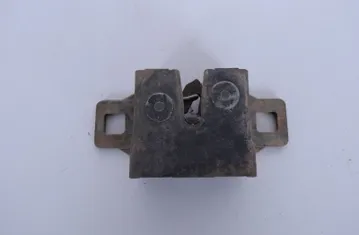Ляво заключване на капака