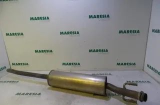Преден изпускателен резервоар