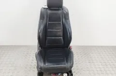 Предна дясна седалка