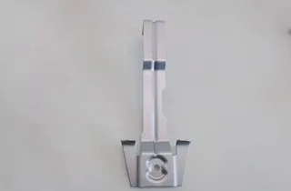 Скоба за задна дясна броня