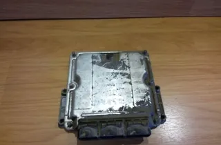 Блок за управление на двигателя ECU