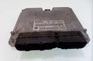 Блок за управление на двигателя ECU