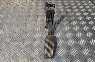 Педал на газта