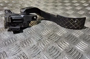 Педал на газта