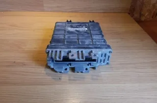 Блок за управление на двигателя ECU