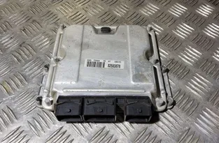 Блок за управление на двигателя ECU