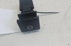 12 V контакт