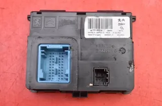 Блок за управление на двигателя ECU