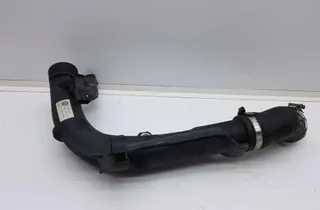 Ляв маркуч на интеркулера