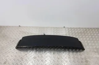 Спойлер на капака на багажника
